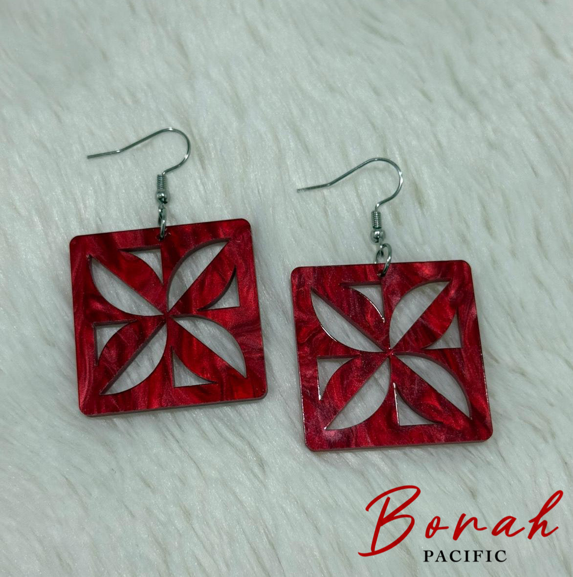 Le-TIARE Earrings 🌺